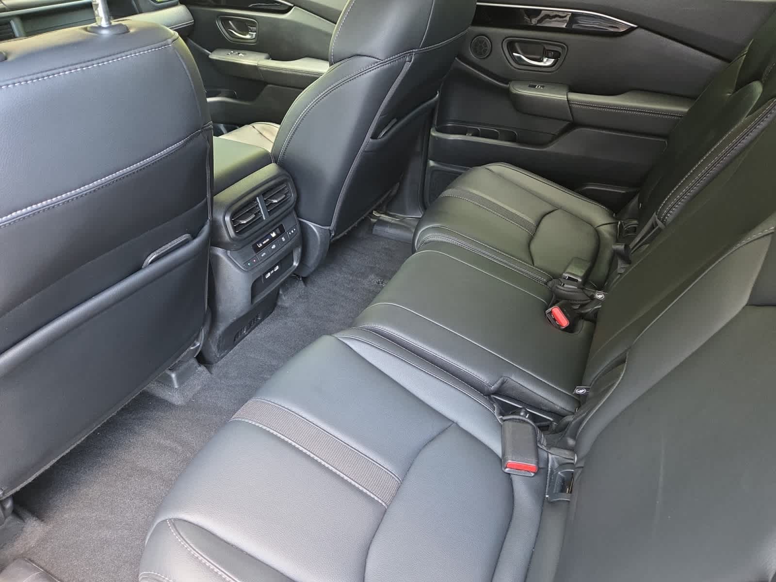 used 2023 Honda Pilot car, priced at $40,498