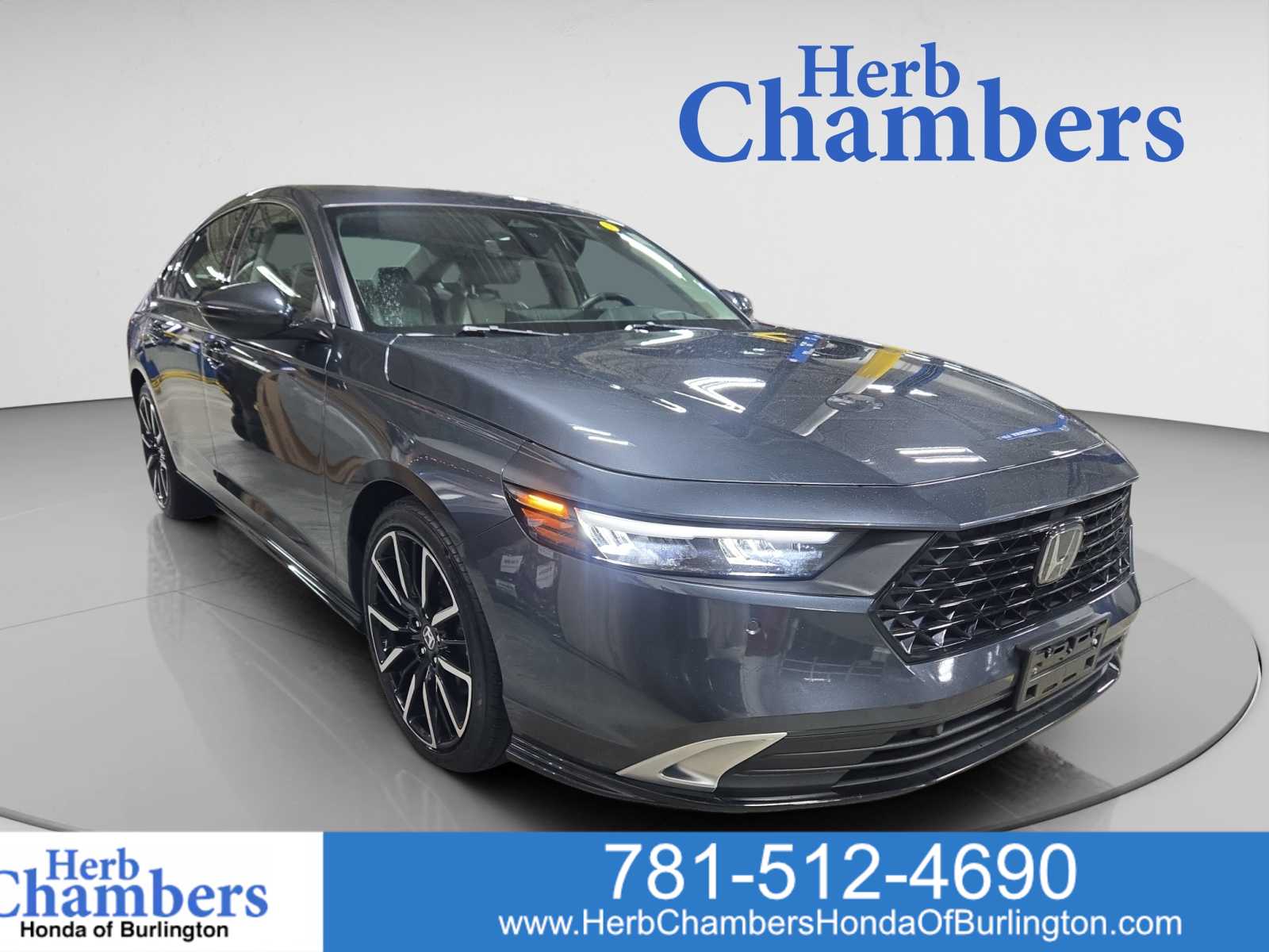 2023 Honda Accord Hybrid Touring's photo