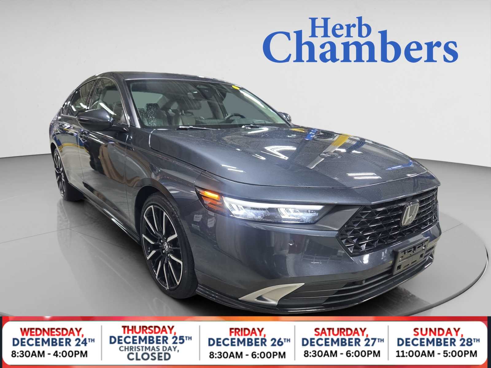 2023 Honda Accord Hybrid Touring's photo