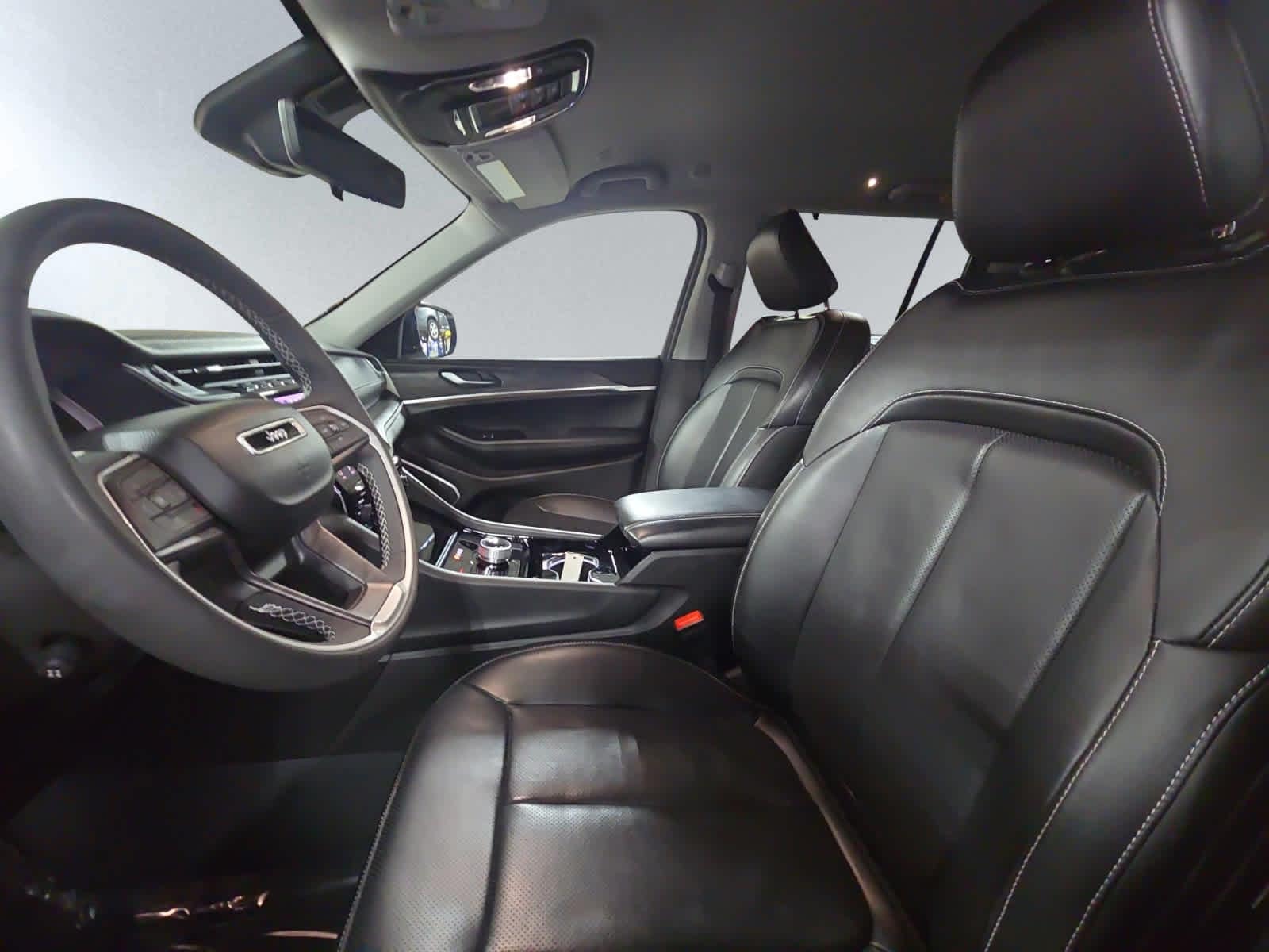 used 2023 Jeep Grand Cherokee car, priced at $31,998