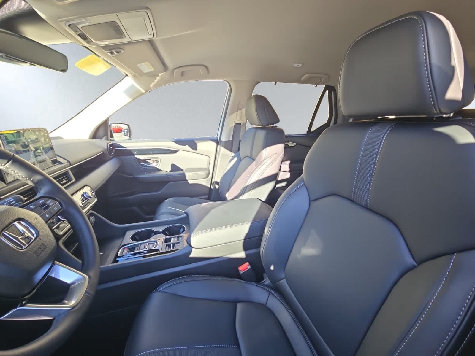 new 2025 Honda Pilot car