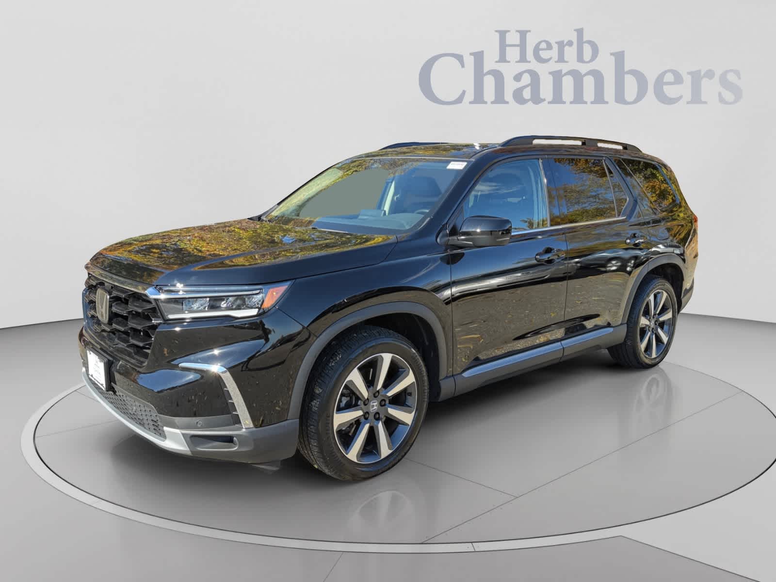 Certified 2024 Honda Pilot Touring SUV