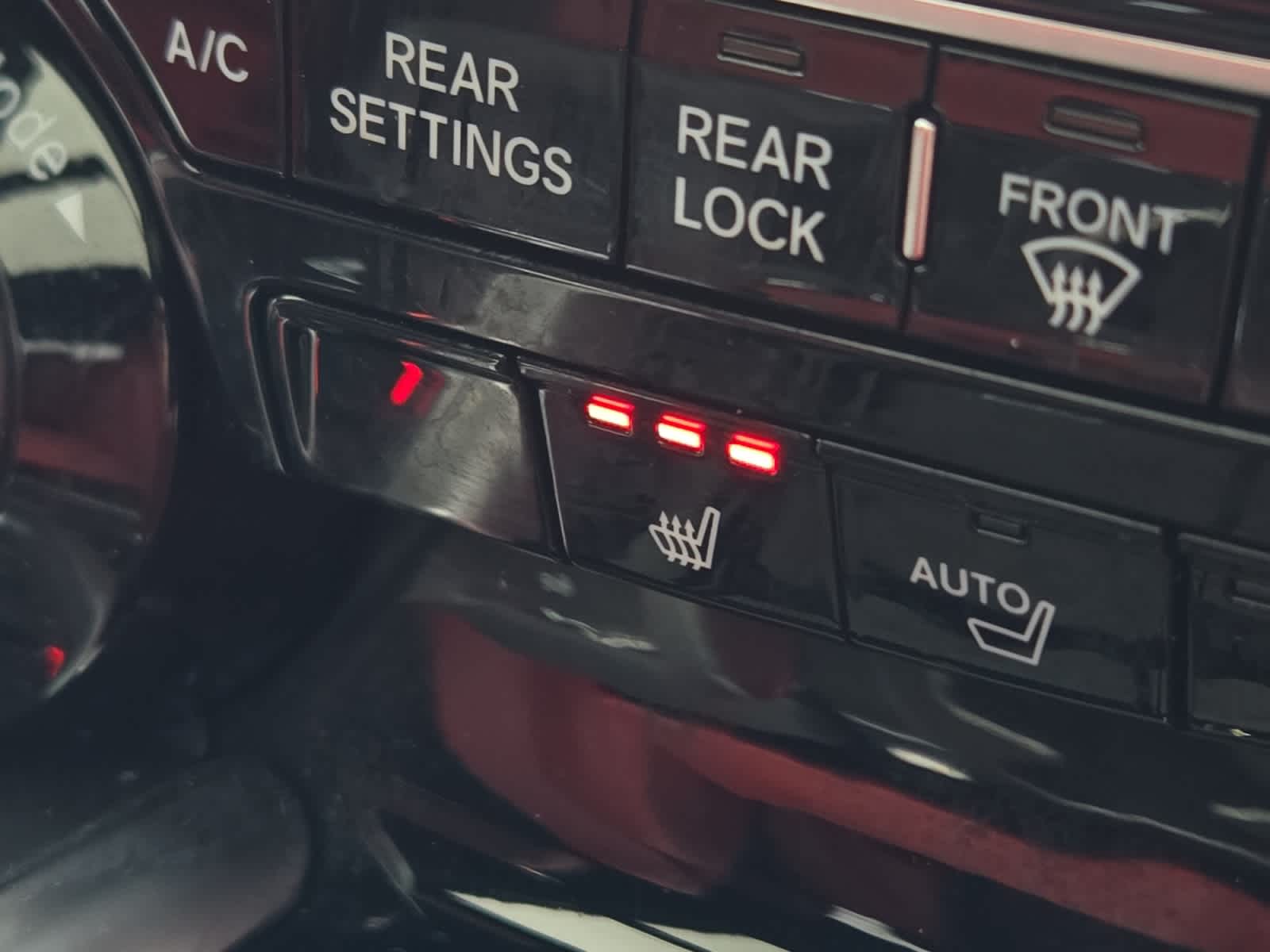 used 2023 Acura MDX car, priced at $39,998