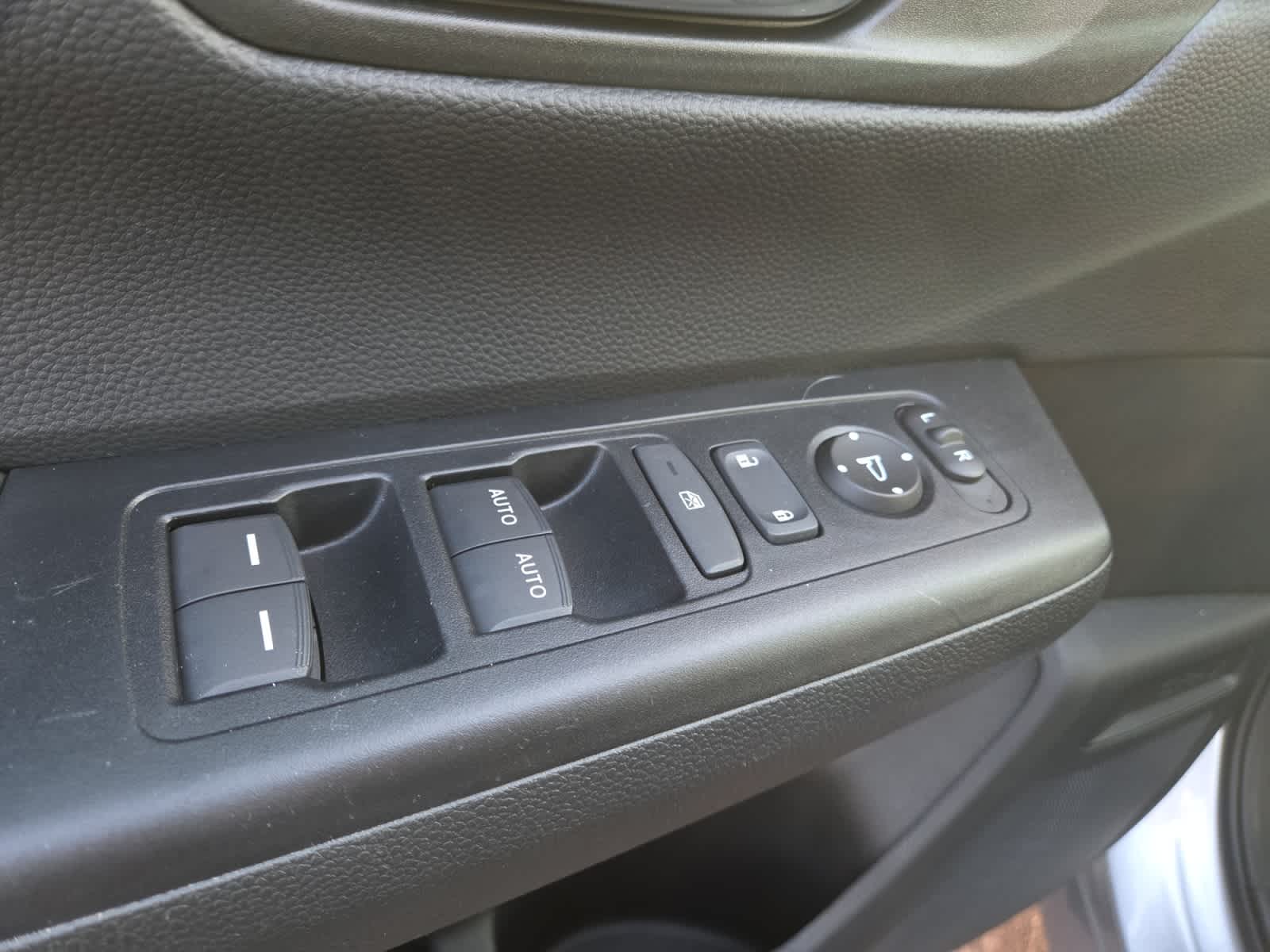 used 2024 Honda CR-V car, priced at $30,998