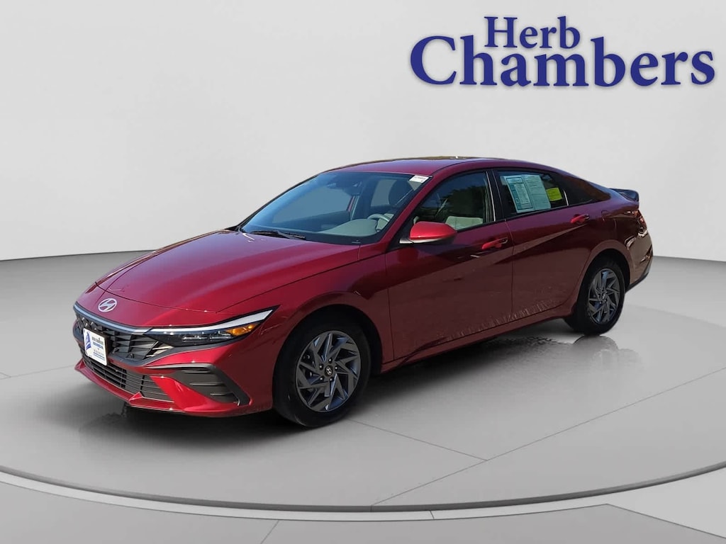 Used 2024 Hyundai Elantra SEL Sedan