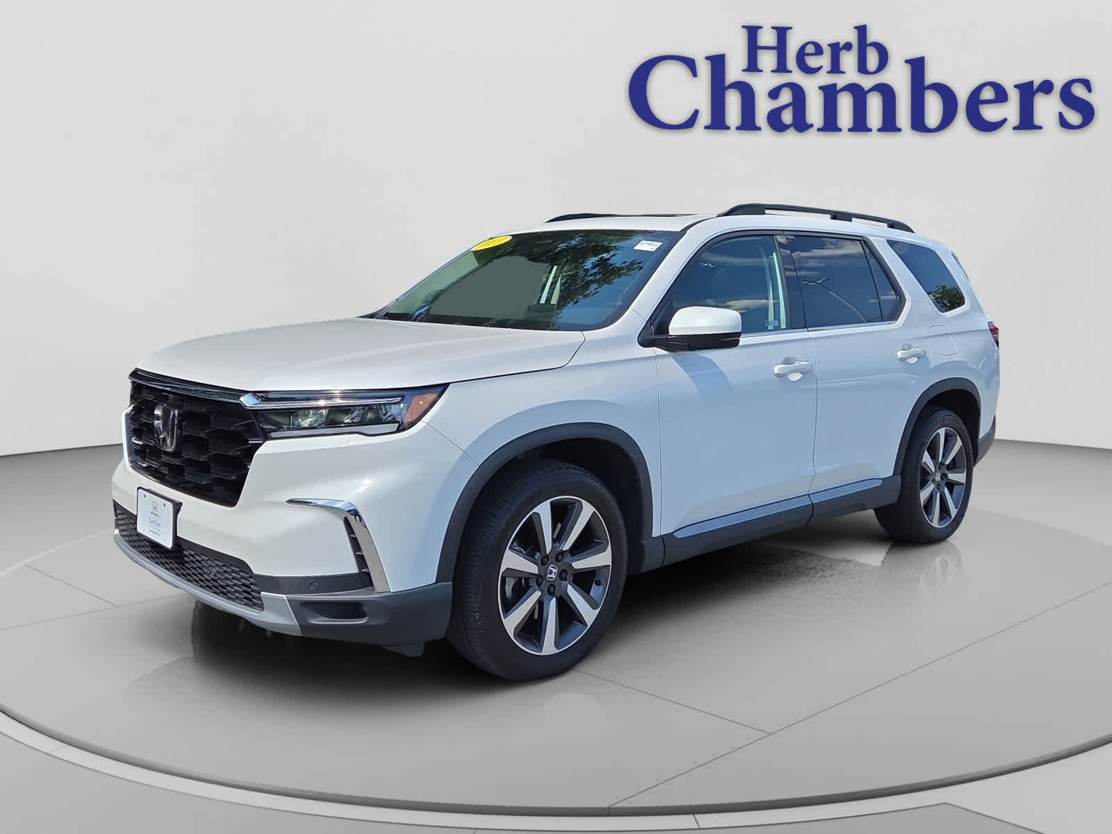 used 2023 Honda Pilot car, priced at $40,498
