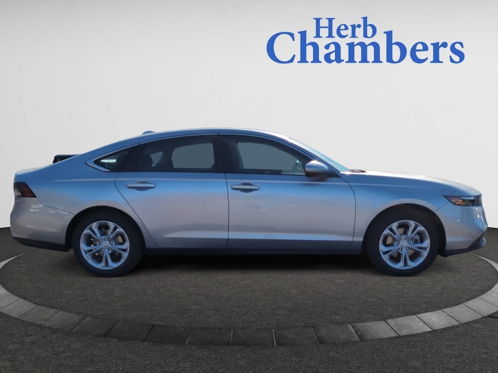 Used 2025 Honda Accord LX Sedan