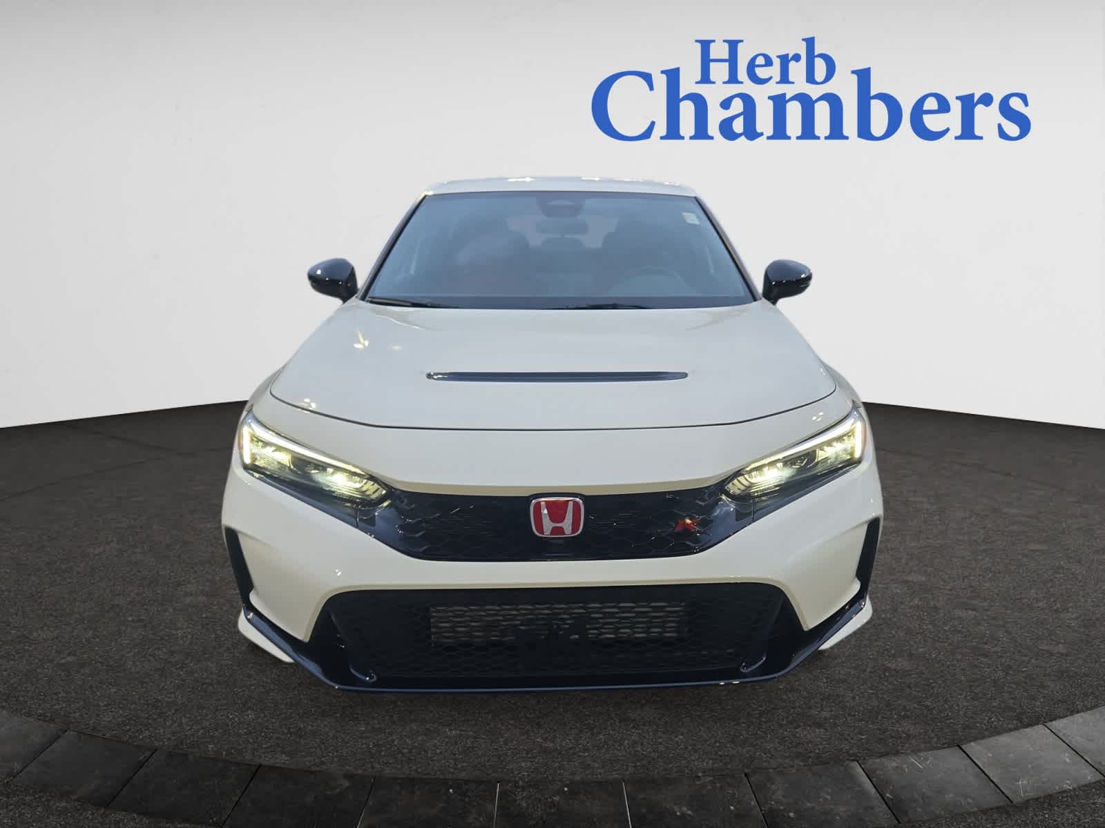 2025 Honda Civic Type R photo 2