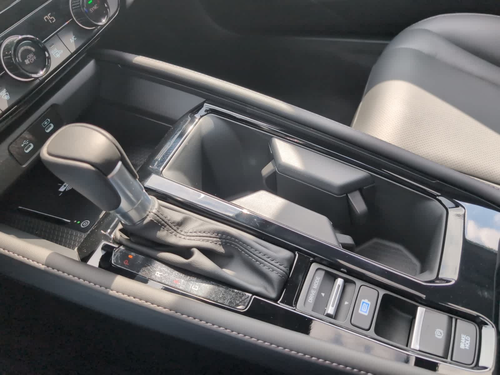 new 2026 Honda Accord Hybrid car