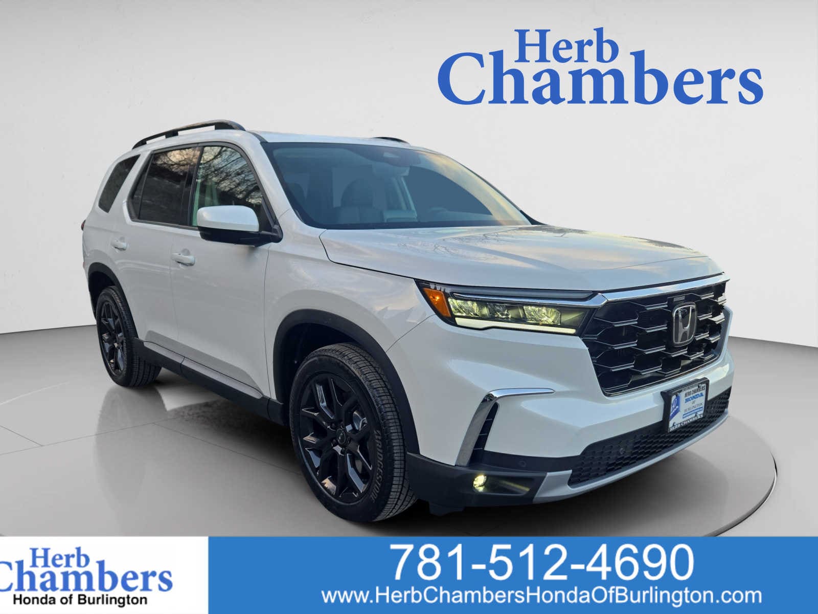 2025 Honda Pilot Touring's photo