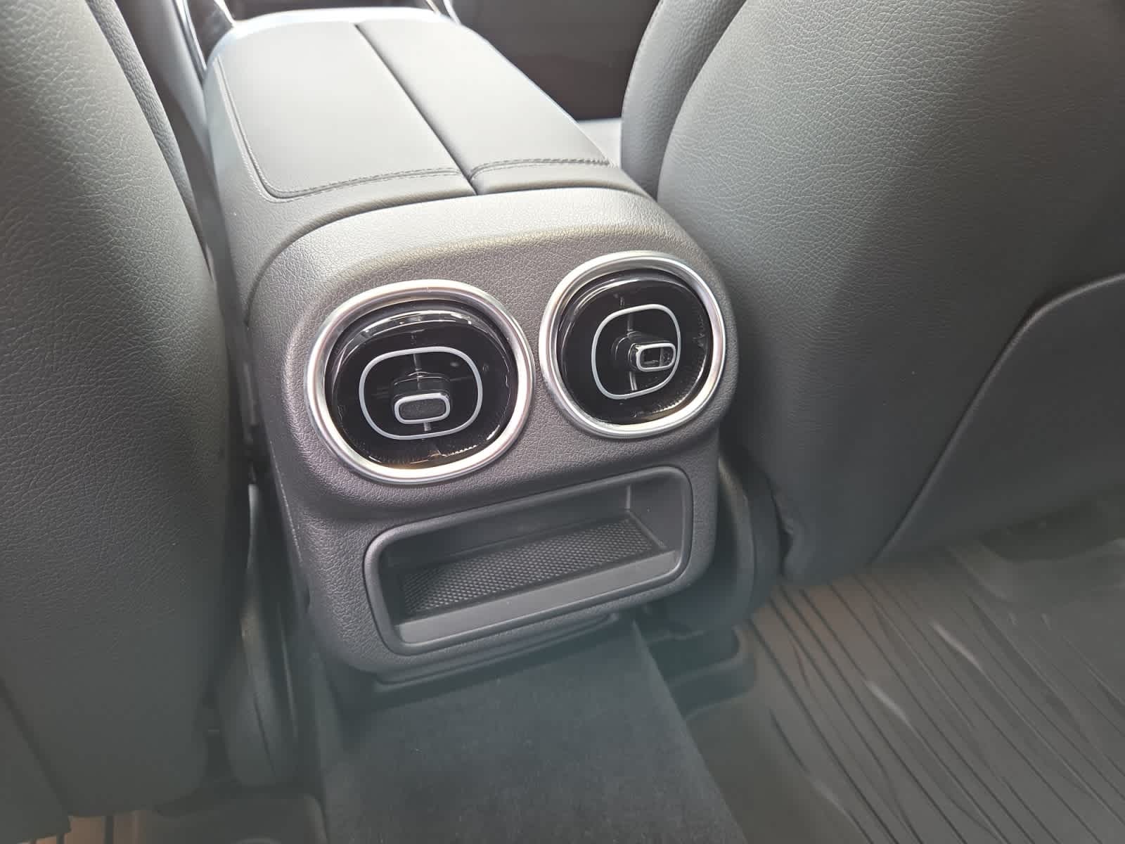 used 2024 Mercedes-Benz GLC 300 car, priced at $47,998