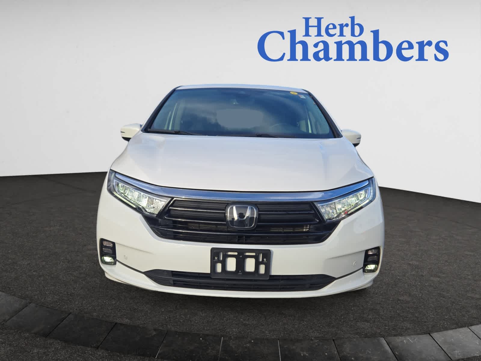 2024 Honda Odyssey Elite photo 2