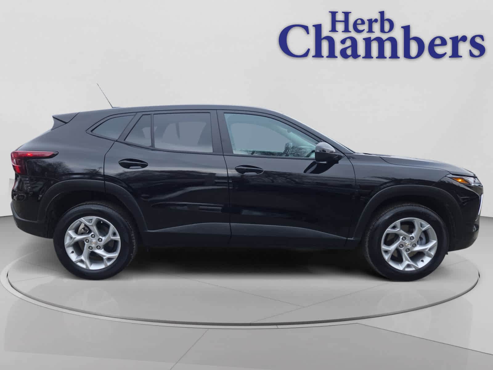 used 2025 Chevrolet Trax car, priced at $20,798
