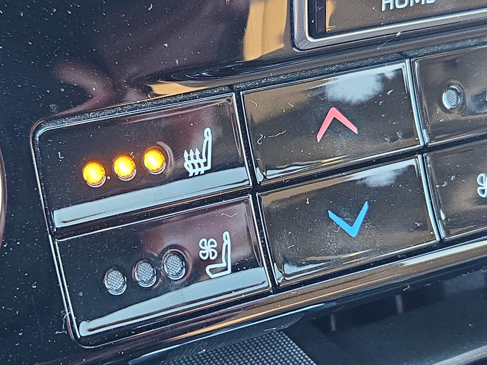 used 2022 Toyota Highlander car, priced at $35,398