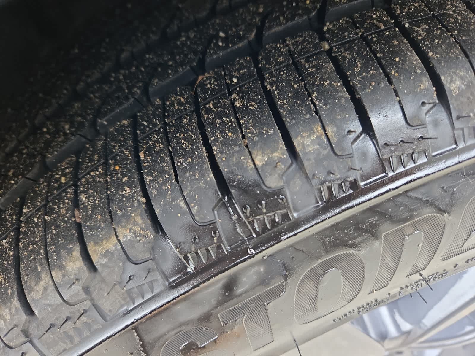 used 2023 Acura MDX car, priced at $39,998