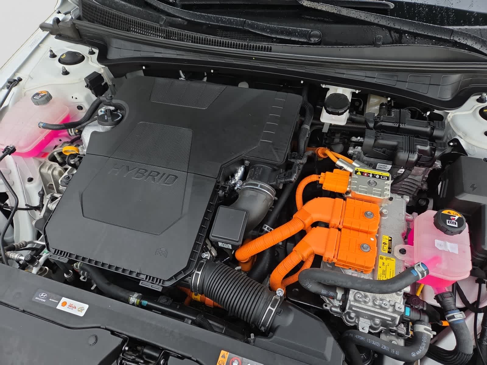 used 2024 Hyundai Elantra Hybrid car, priced at $18,998