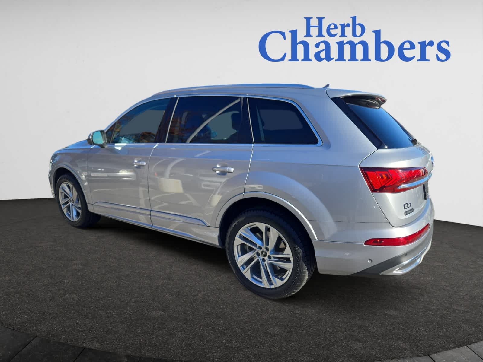 2022 Audi Q7 55 Premium Plus photo 3