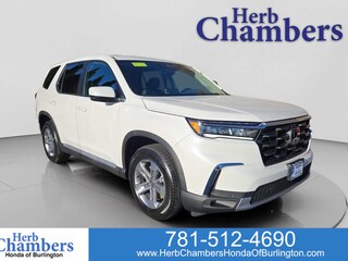 New 2025 Honda Pilot EX-L SUV near Boston