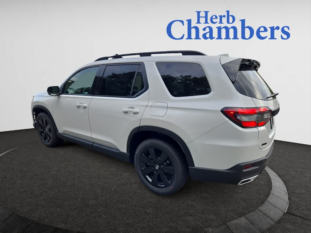 New 2025 Honda Pilot Black Edition SUV