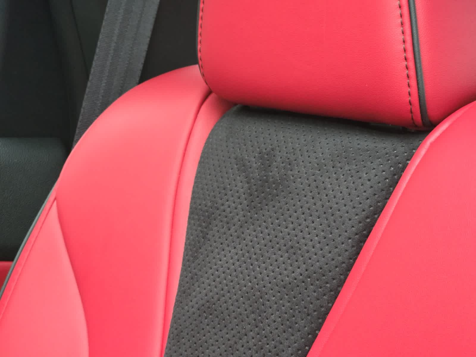 used 2023 Acura MDX car, priced at $39,998