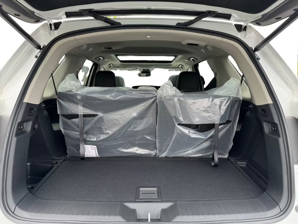 New 2025 Honda Pilot Touring SUV