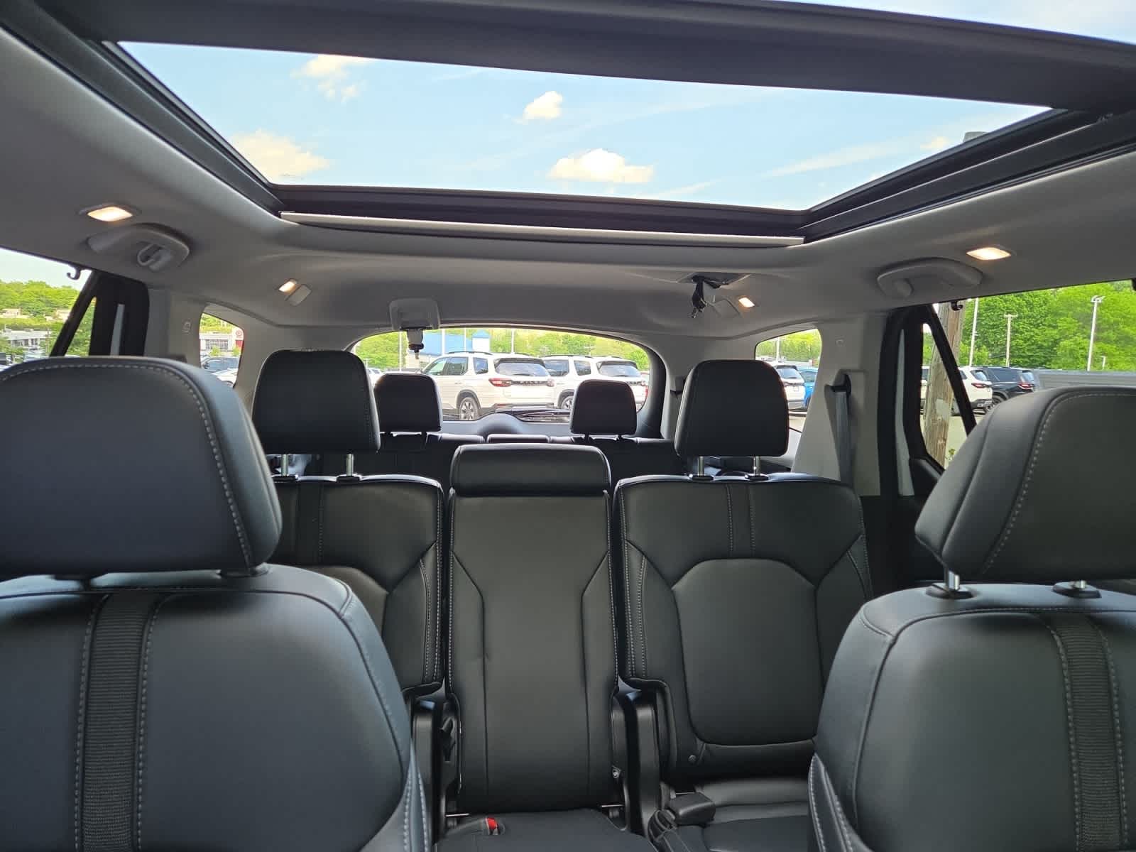 used 2023 Honda Pilot car, priced at $40,498