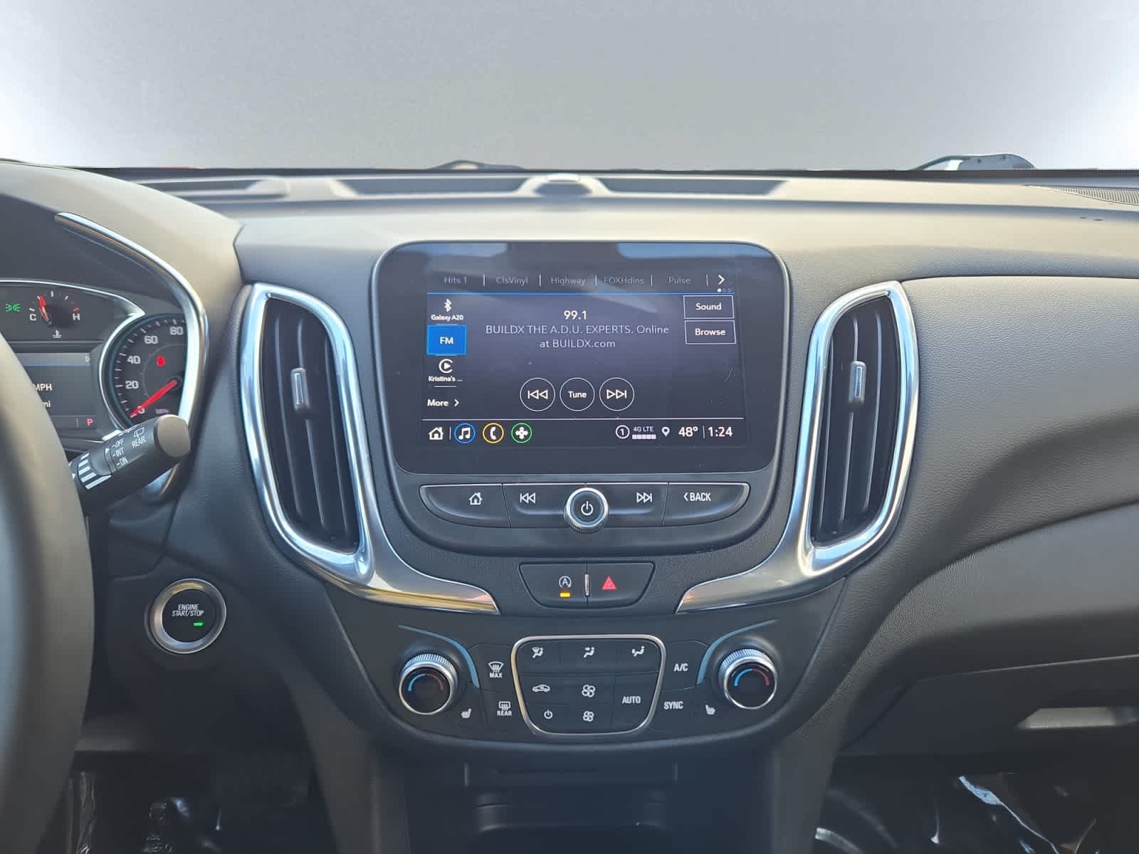 used 2023 Chevrolet Equinox car, priced at $21,498