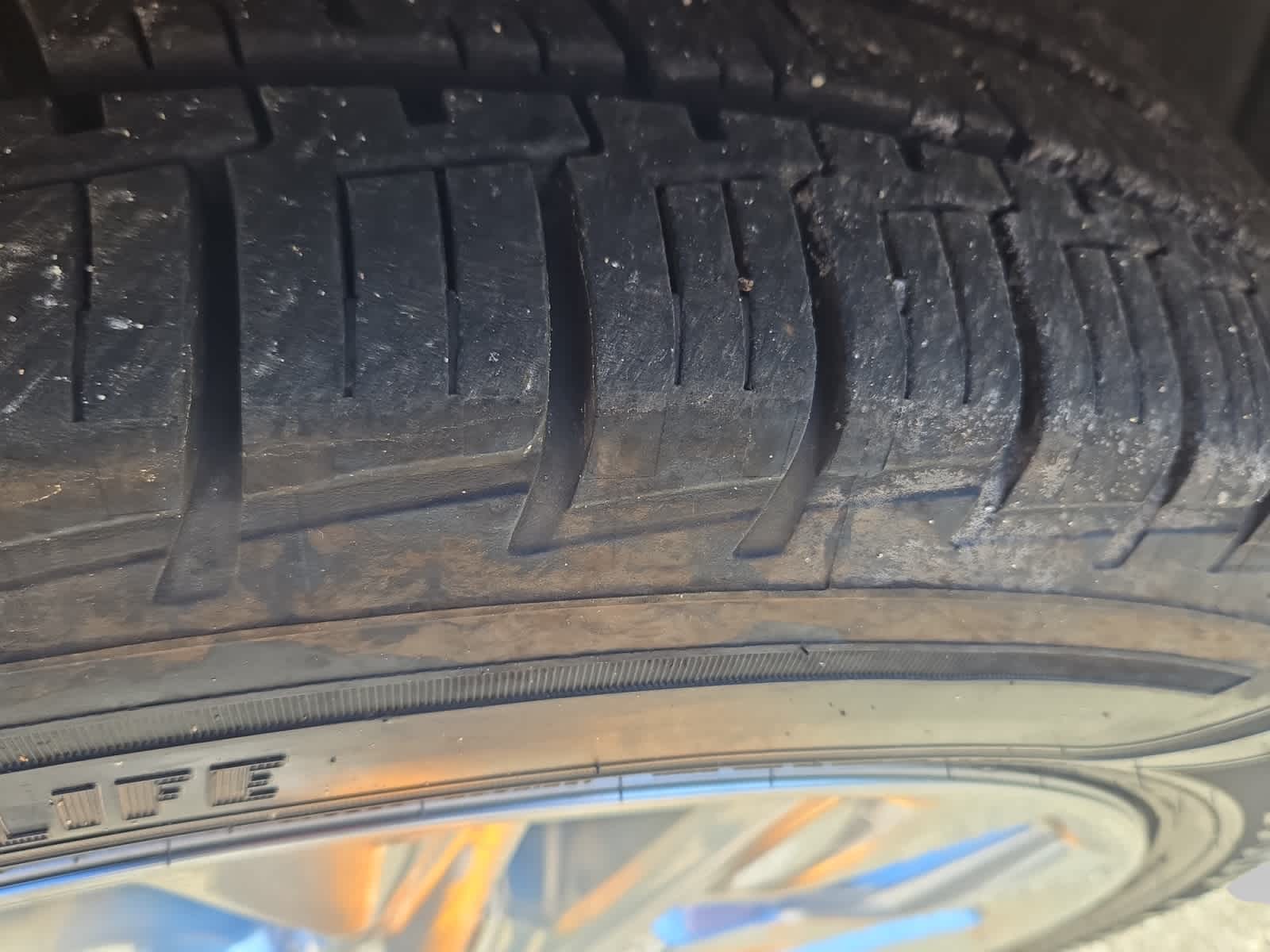 used 2022 Toyota Highlander car, priced at $35,398