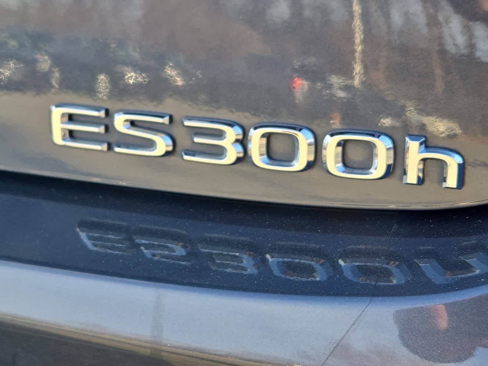 used 2023 Lexus ES 300h car, priced at $37,498