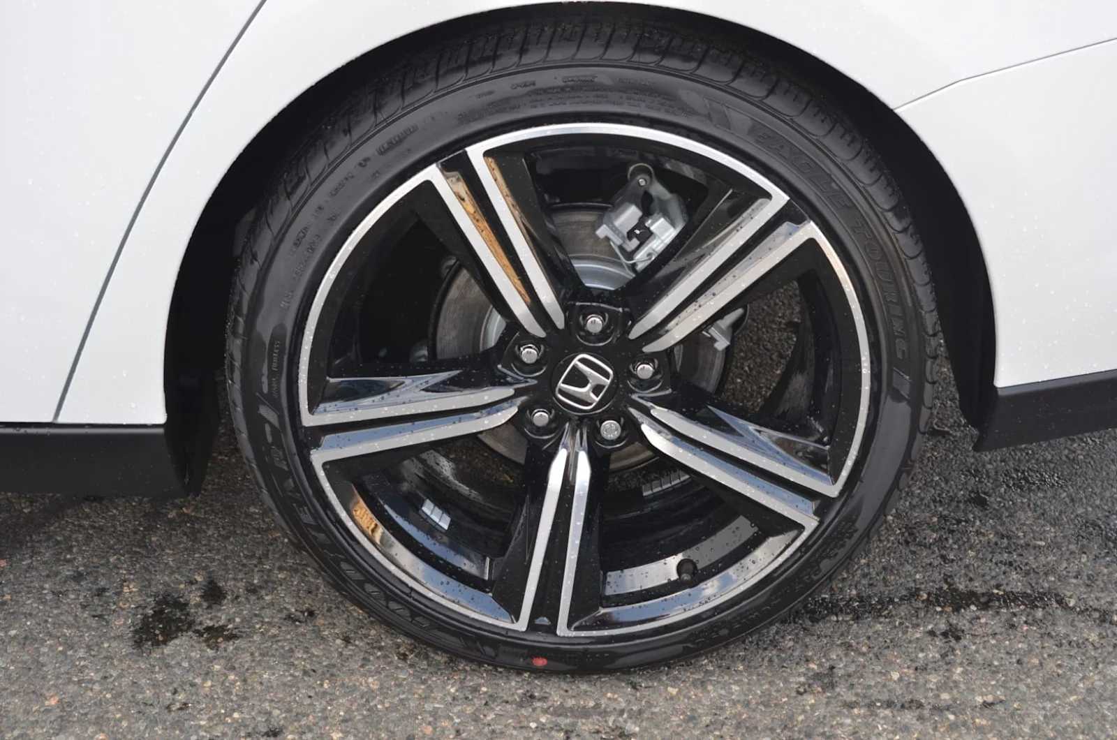 new 2025 Honda Accord Hybrid car