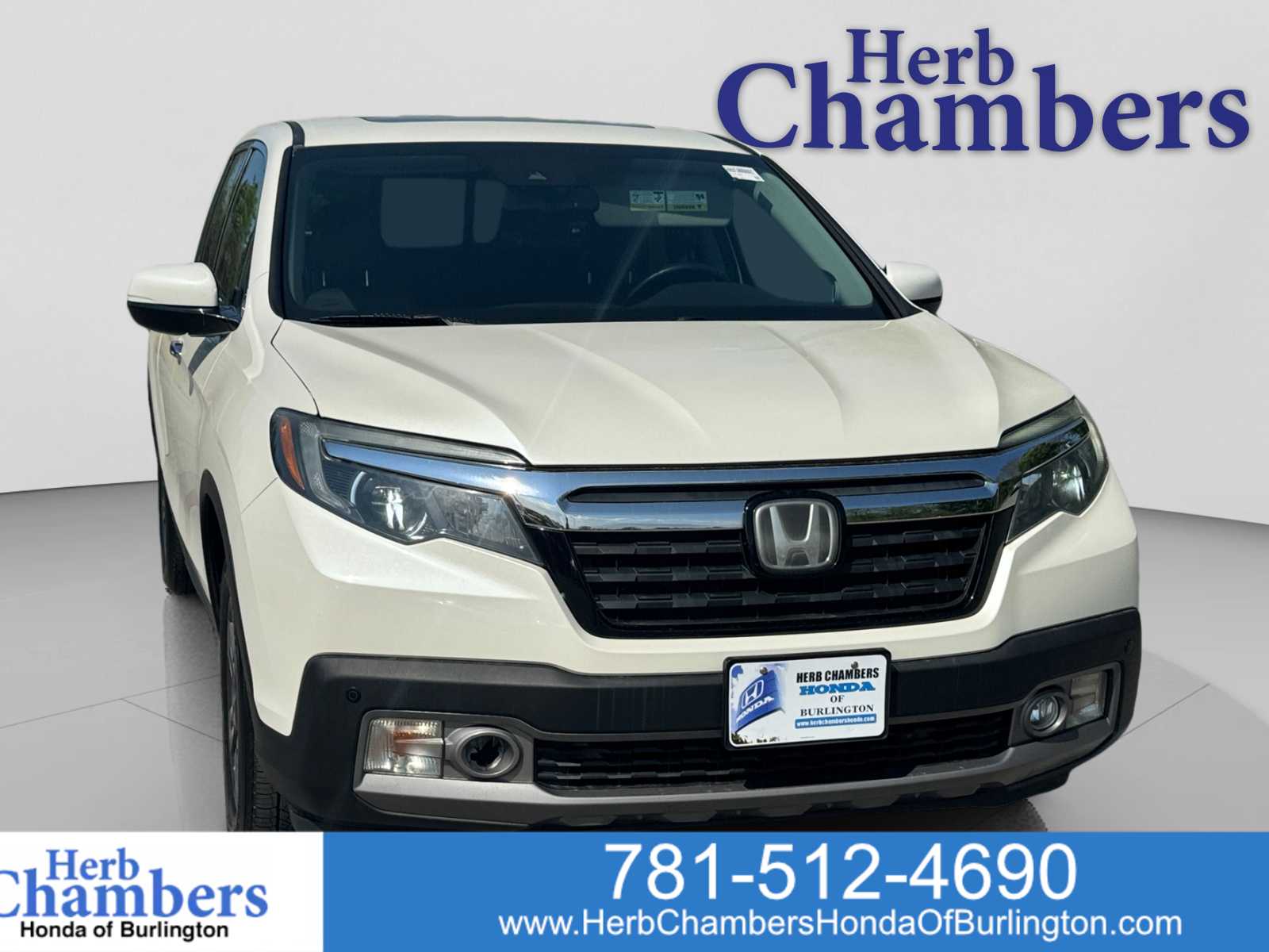 White Diamond Pearl 2018 Honda Ridgeline RTL-E AWD Pickup Truck All-Wheel Drive Automatic