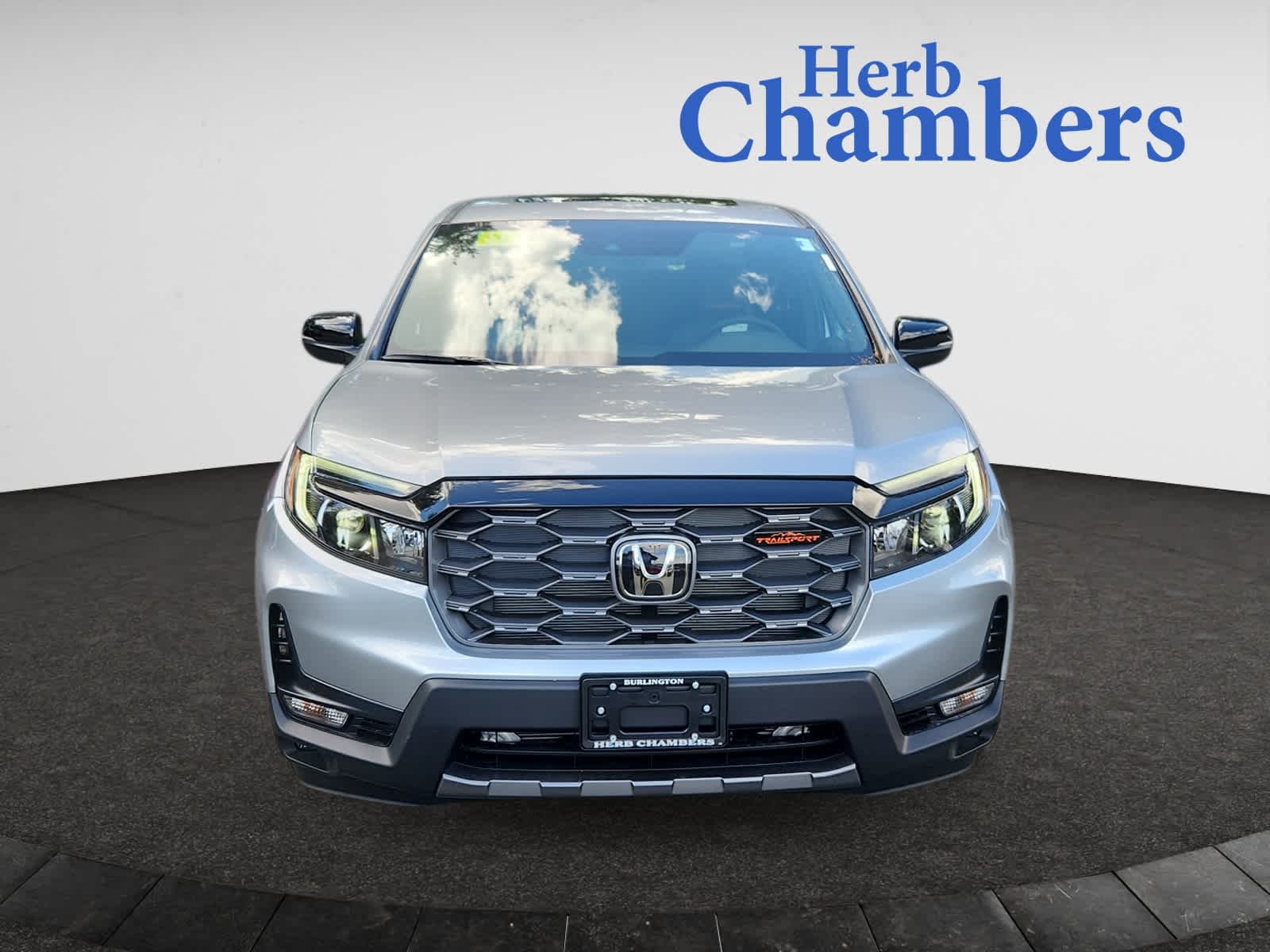 2025 Honda Ridgeline TrailSport photo 2