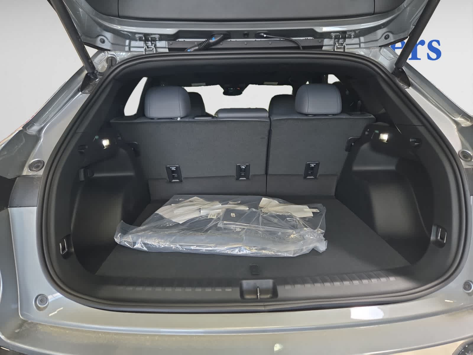 2025 Honda Prologue Elite photo 2