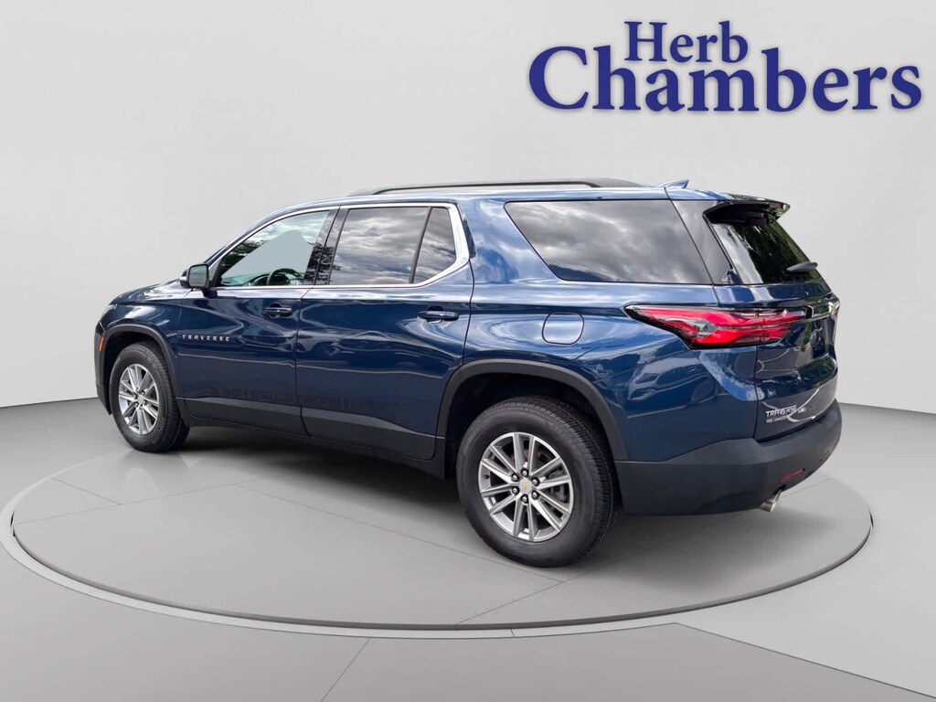 Used 2023 Chevrolet Traverse LT Leather SUV