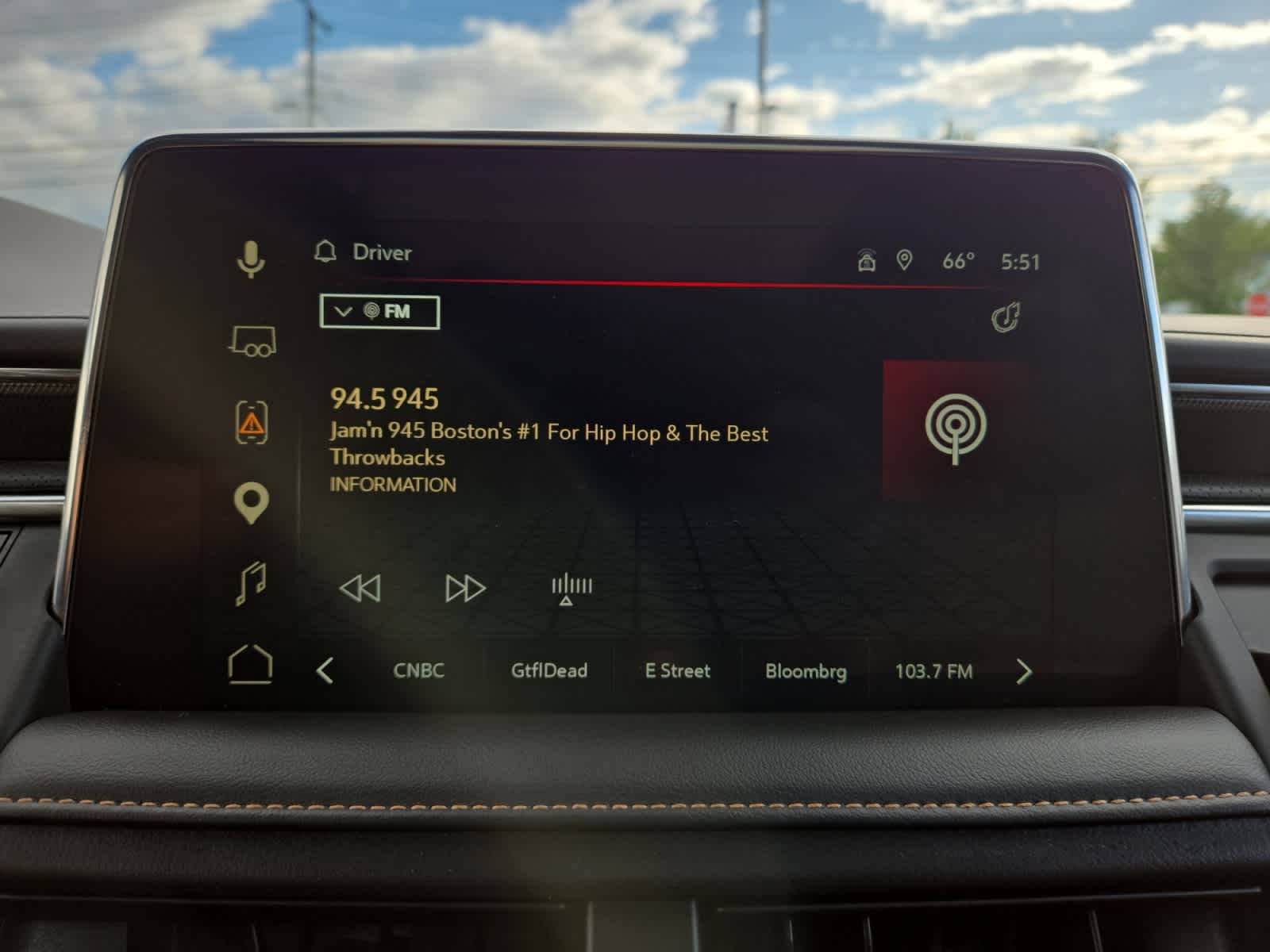 2023 GMC Yukon AT4 - Photo 33