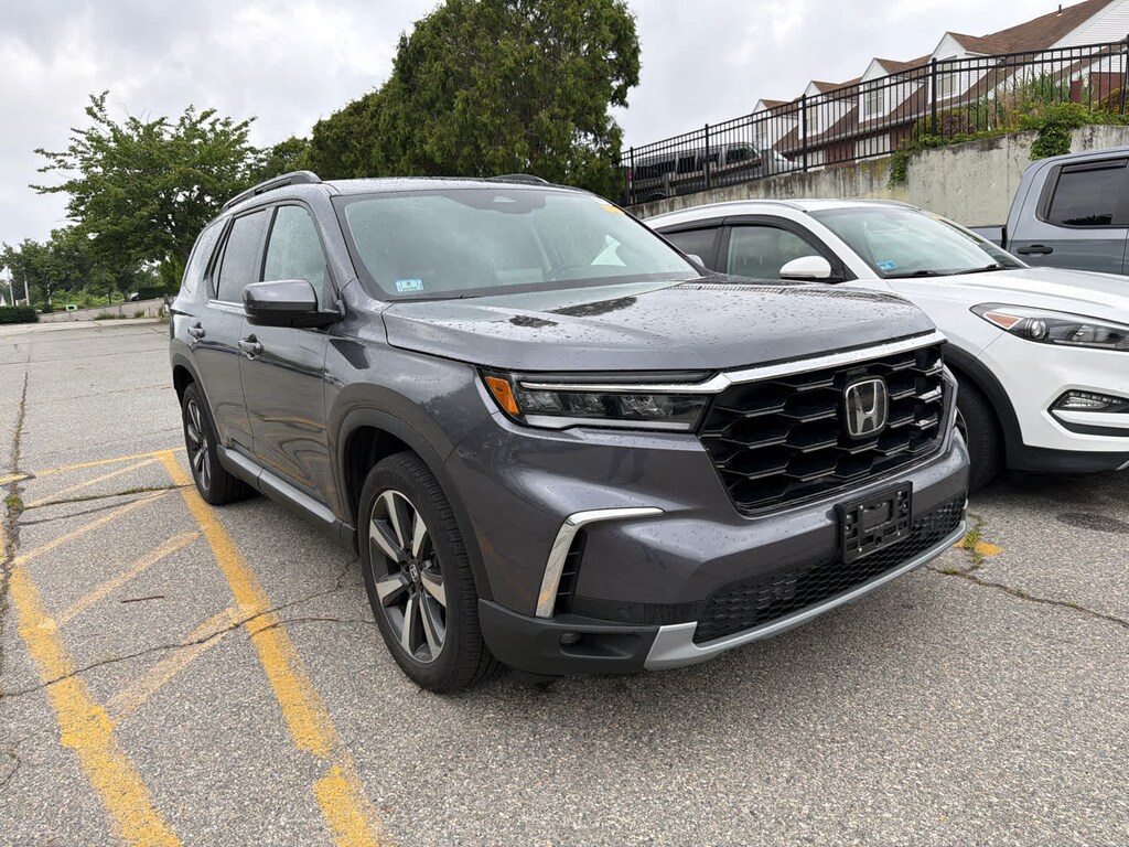Used 2023 Honda Pilot Touring SUV
