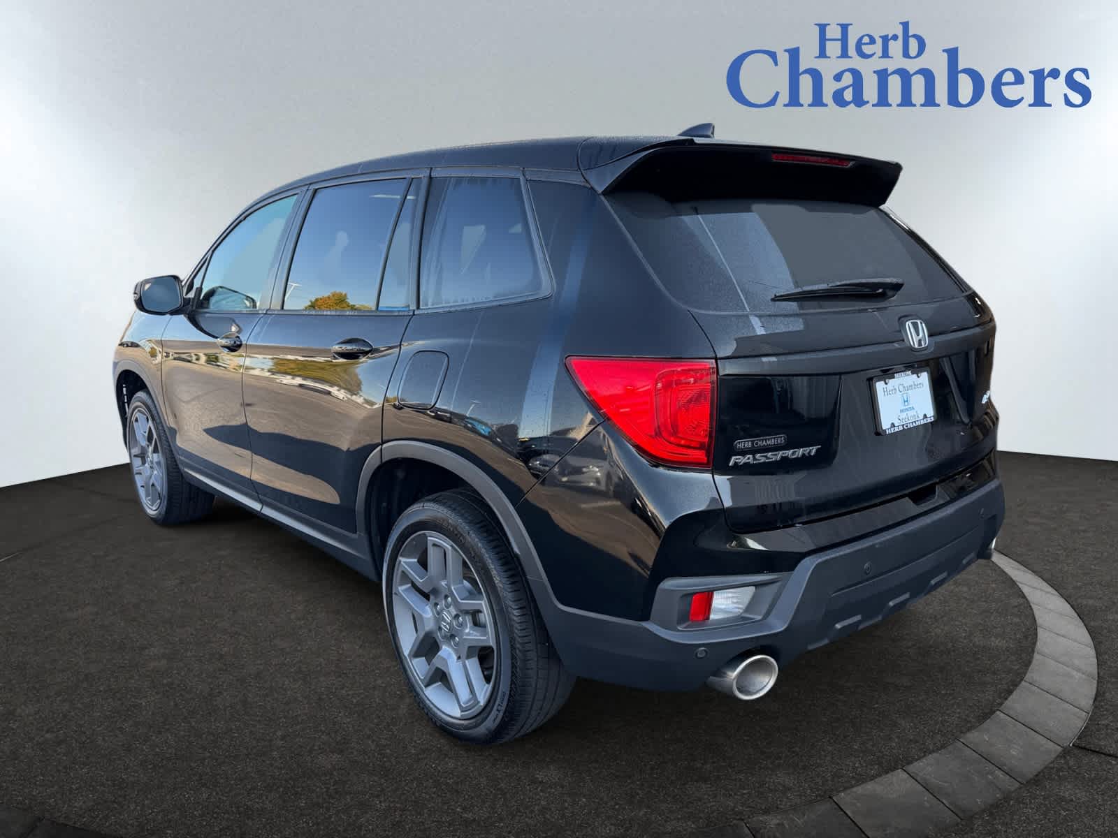 2023 Honda Passport EX-L photo 3