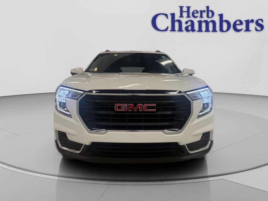 Used 2023 GMC Terrain SLE SUV