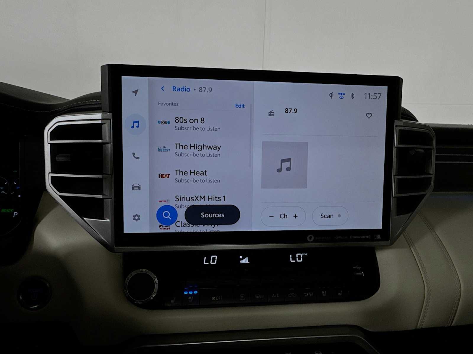 2022 Toyota Tundra Capstone - Photo 14