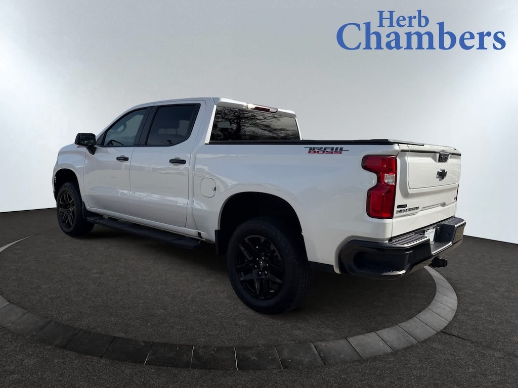 Used 2024 Chevrolet Silverado 1500 LT Trail Boss Truck Crew Cab