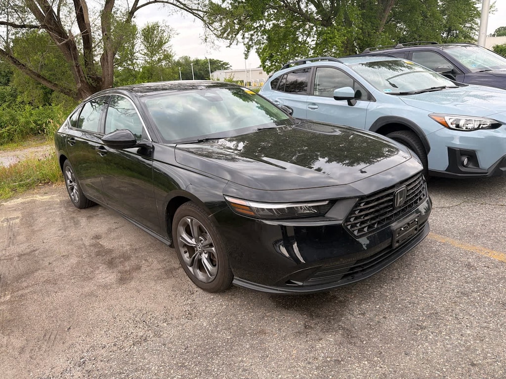 Used 2023 Honda Accord EX Sedan