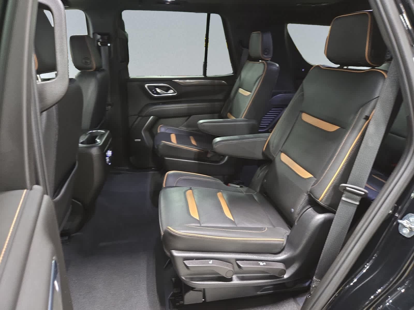 2023 GMC Yukon AT4 - Photo 21