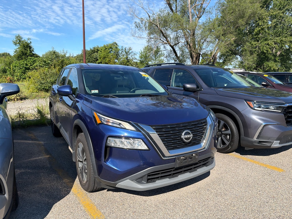 Used 2023 Nissan Rogue SV SUV