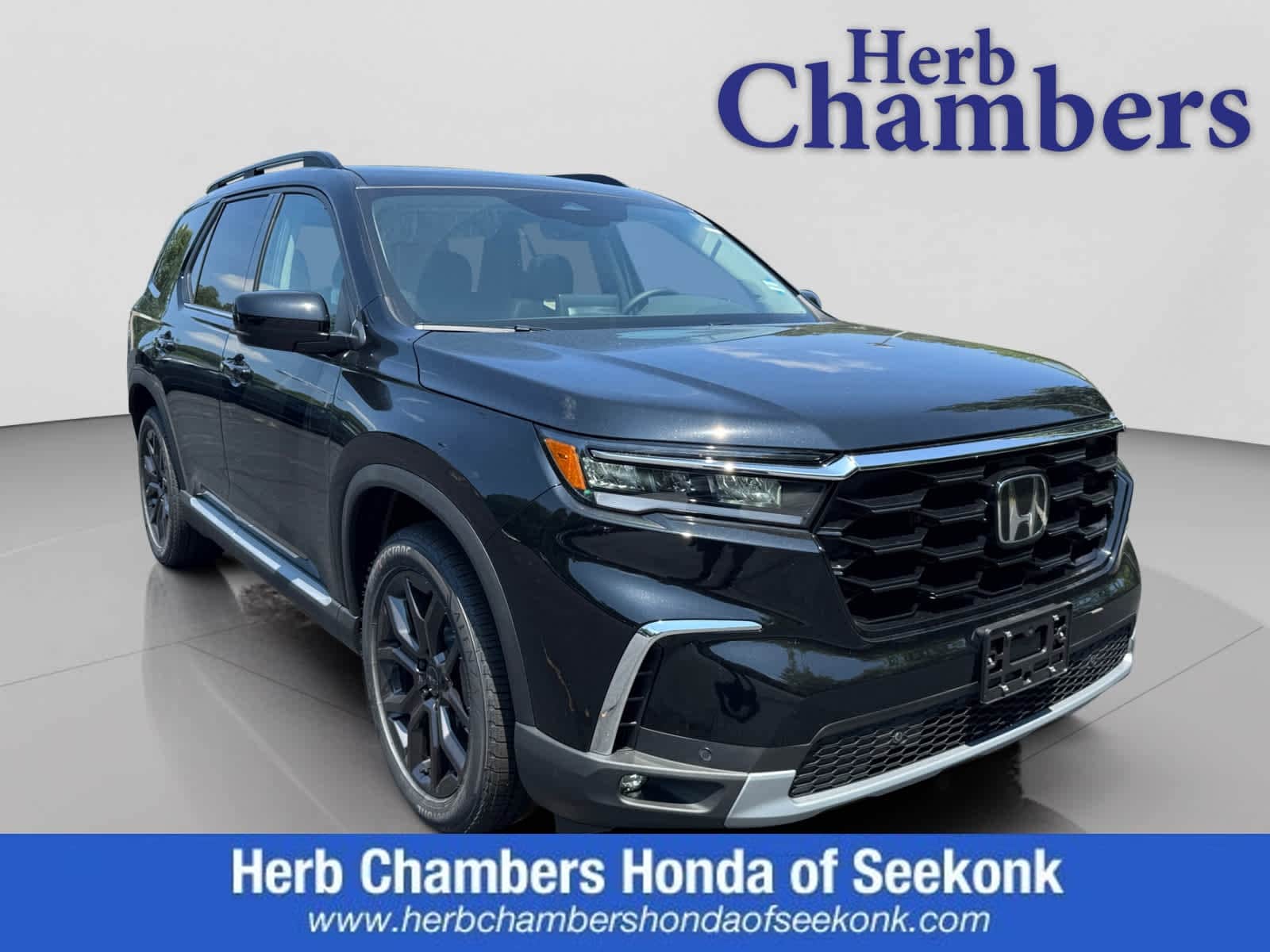 2025 Honda Pilot Touring's photo