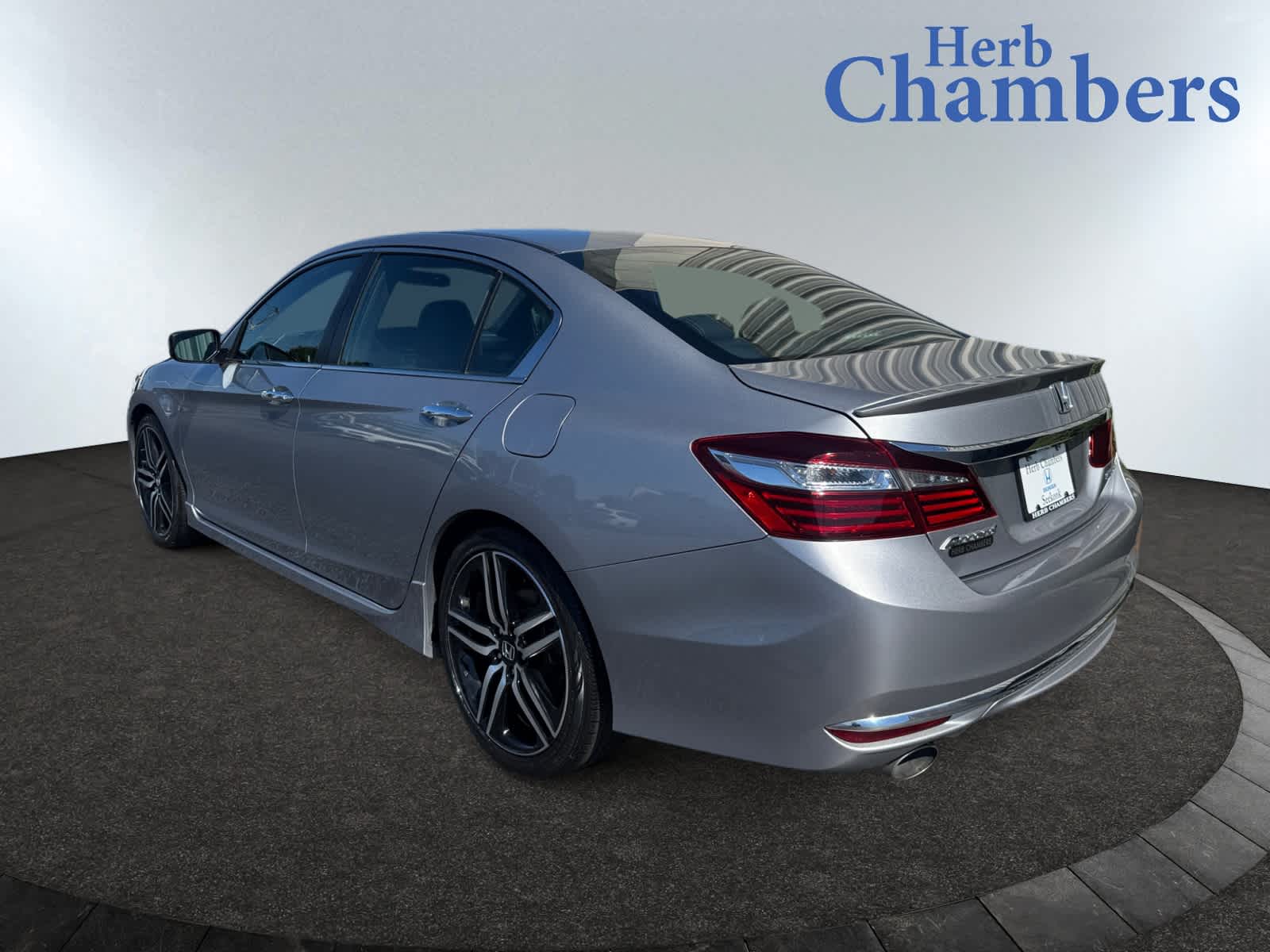 2016 Honda Accord Sport photo 3