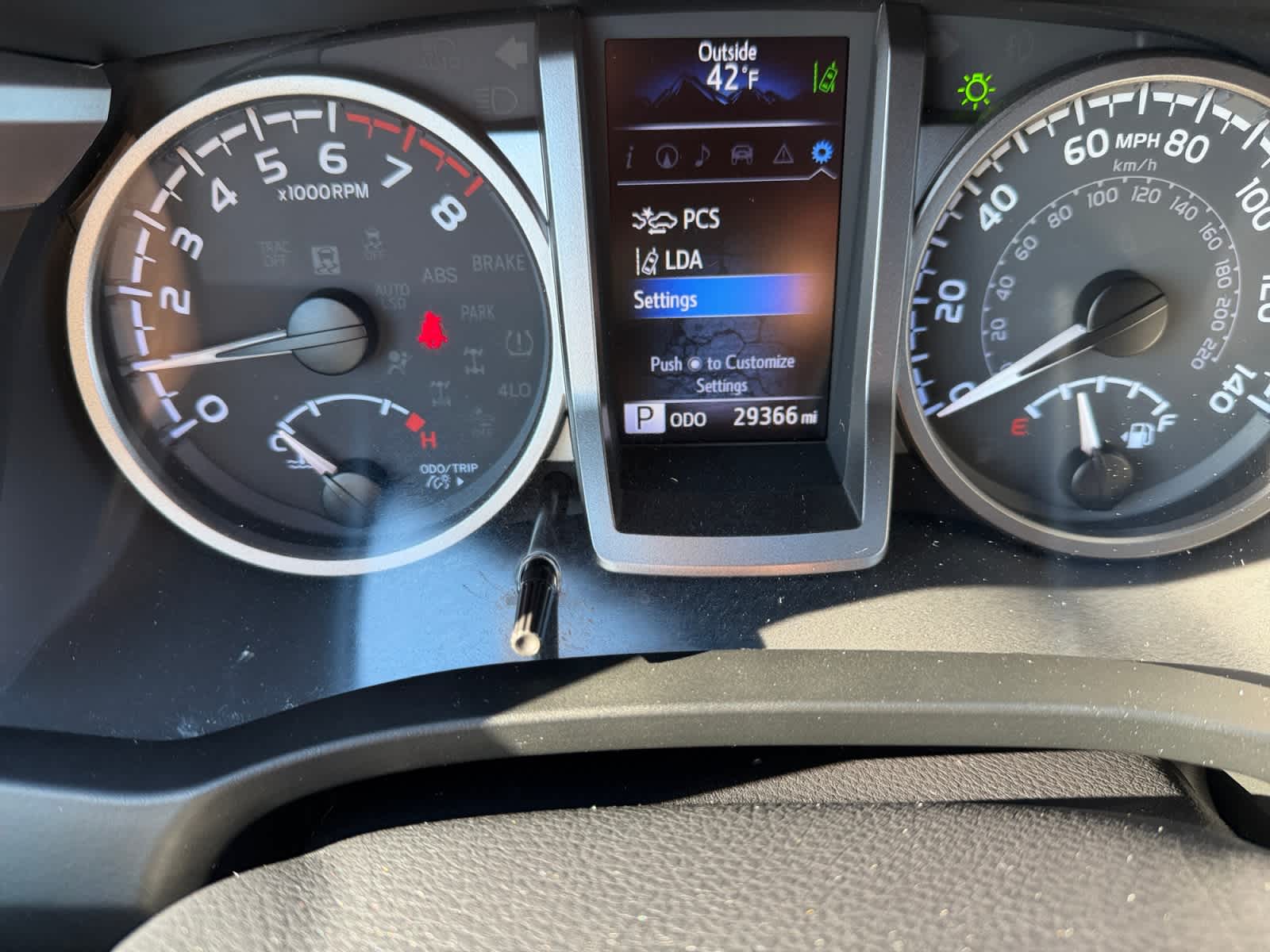 2022 Toyota Tacoma Limited V6 photo 4