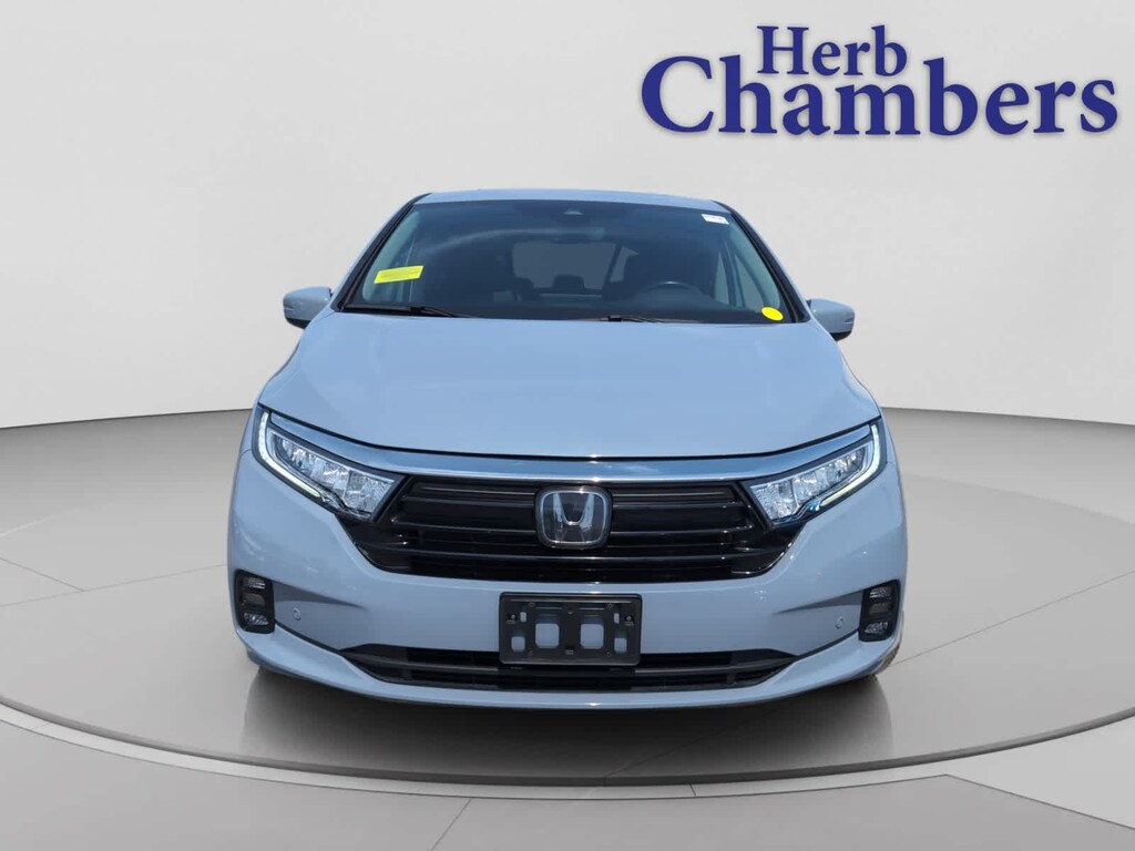Used 2023 Honda Odyssey Touring Van