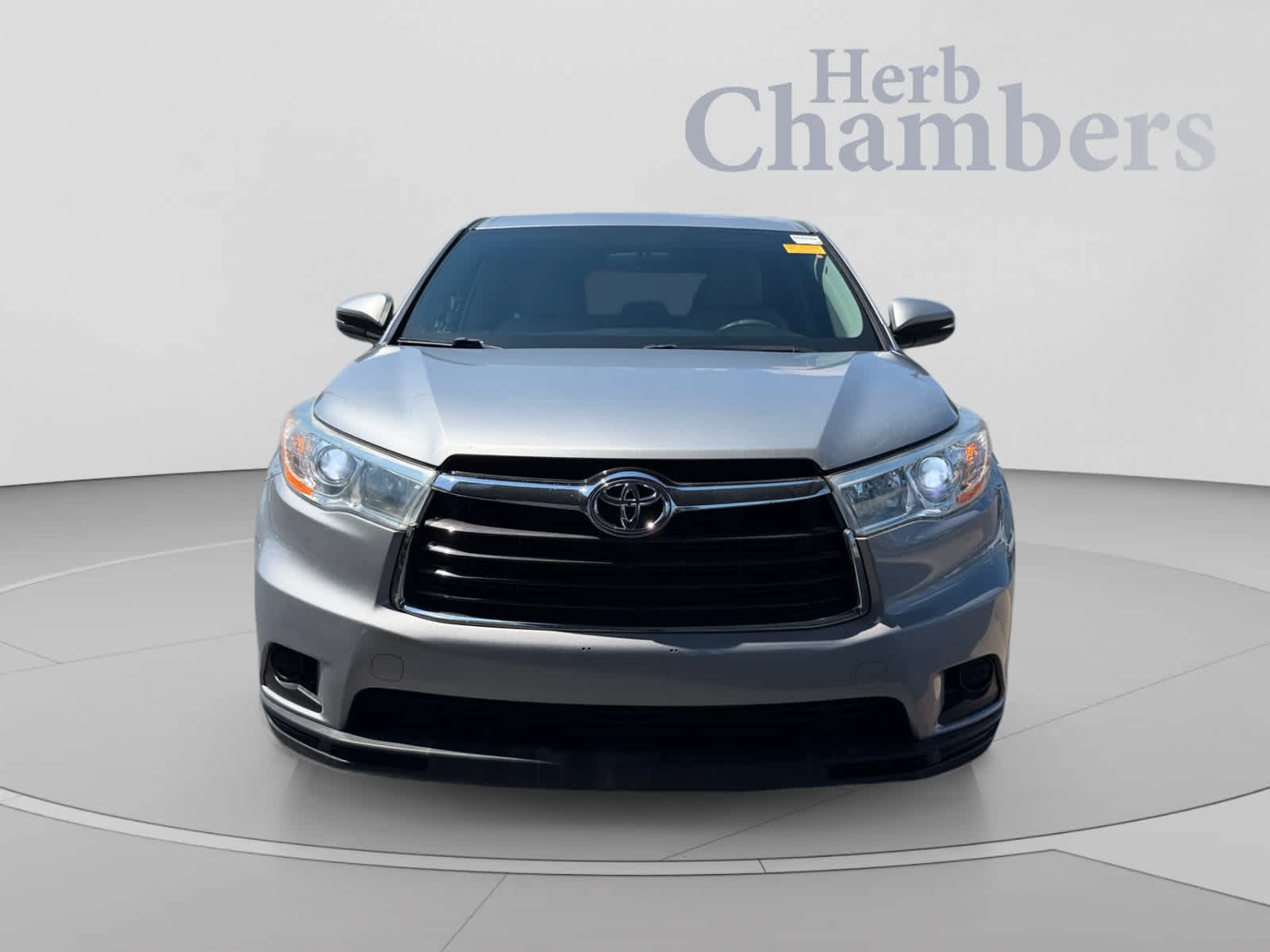 Used 2014 Toyota Highlander LE with VIN 5TDBKRFH1ES015244 for sale in Seekonk, MA