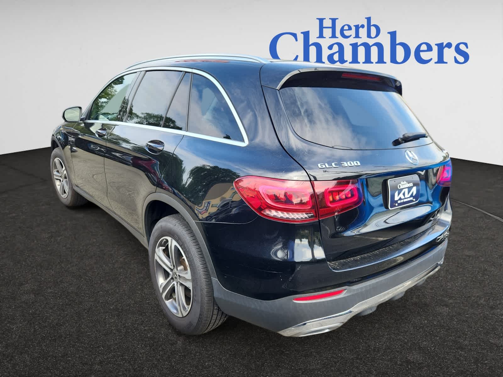 2020 Mercedes Benz GLC 300 AMG 4MATIC photo 3