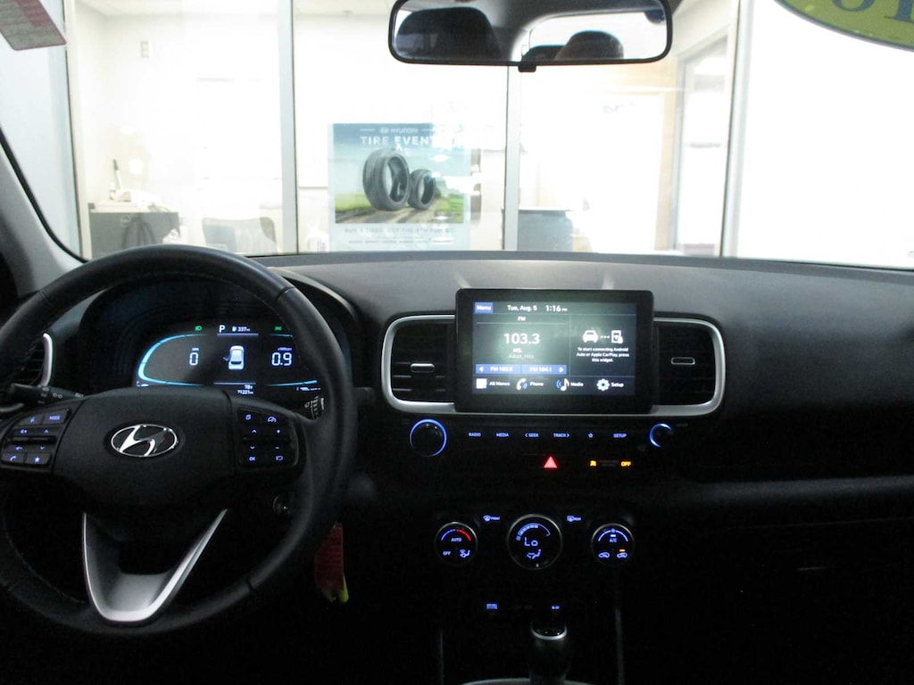 Used 2023 Hyundai Venue SEL SUV